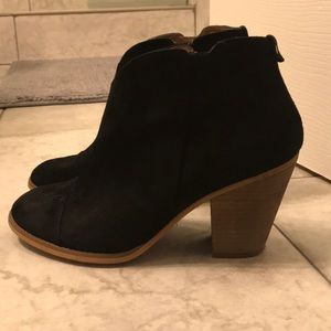 Suede leather booties